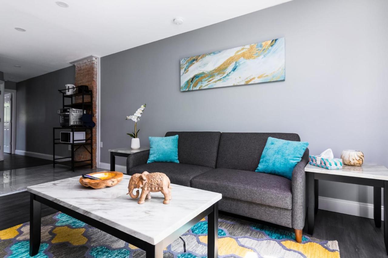 Quaint 1 Bedroom Apartment Sleeps 2-3, Near Niagarawatervallen Buitenkant foto