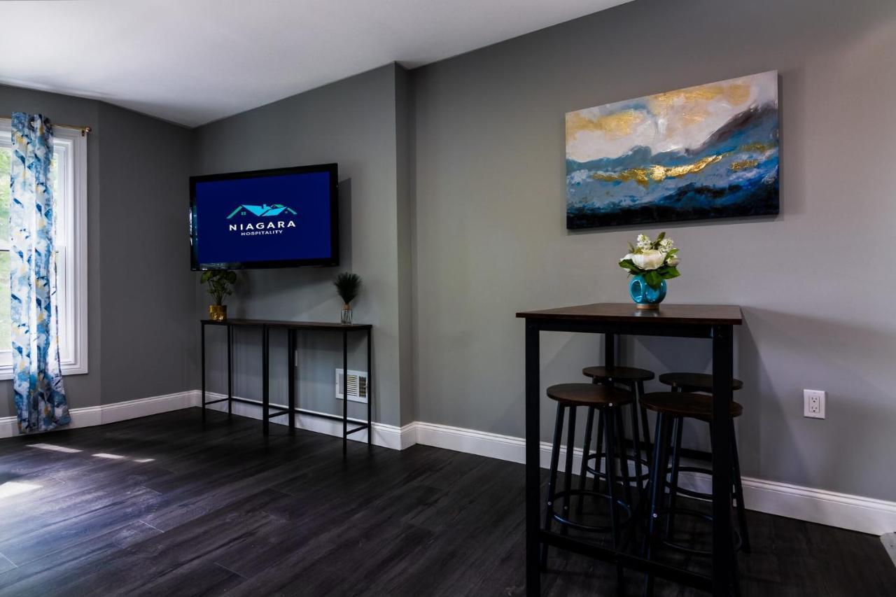 Quaint 1 Bedroom Apartment Sleeps 2-3, Near Niagarawatervallen Buitenkant foto